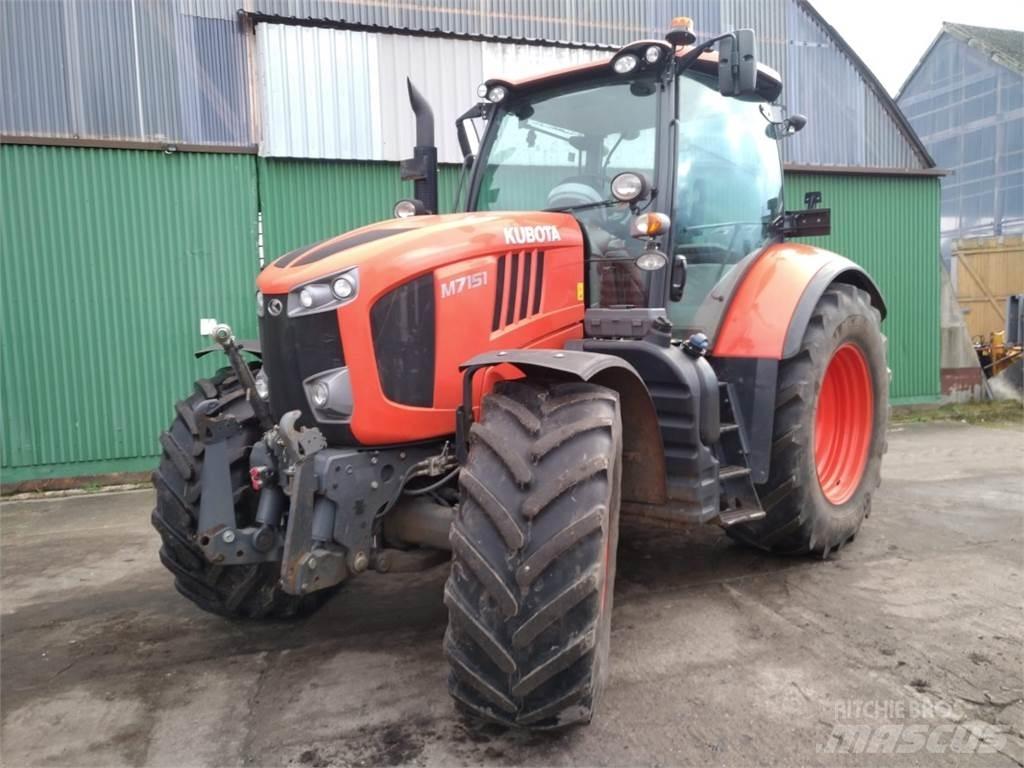Kubota M7151 Traktoriai