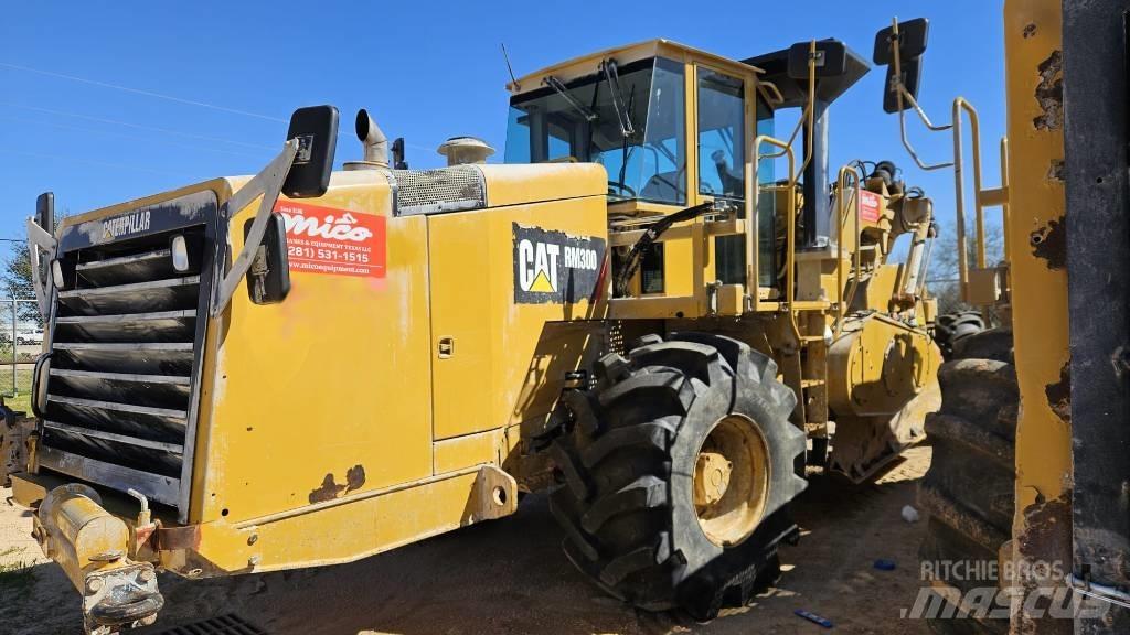CAT RM 300 Asfalto perdirbimo technika