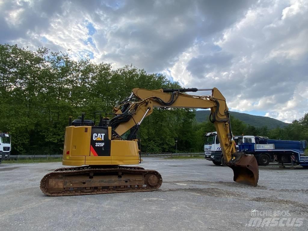 CAT 325 FL CR Vikšriniai ekskavatoriai