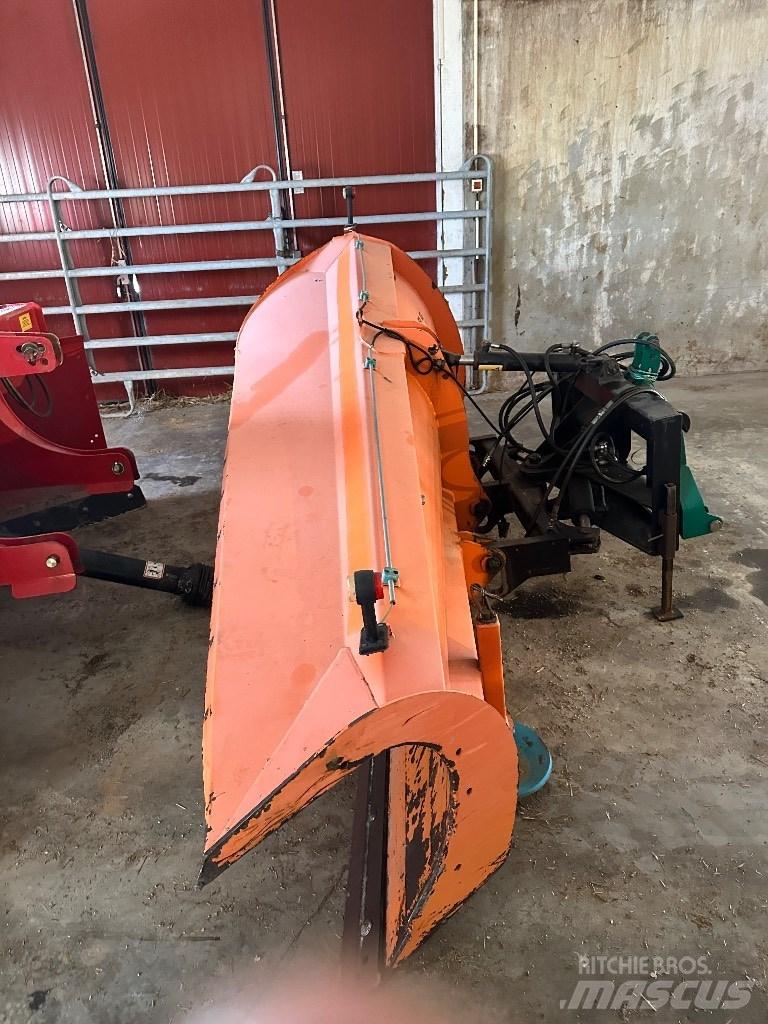 FMG AA 300 Sniego peiliai ir valytuvai