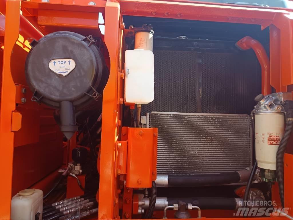Doosan DX 150 LC Vikšriniai ekskavatoriai