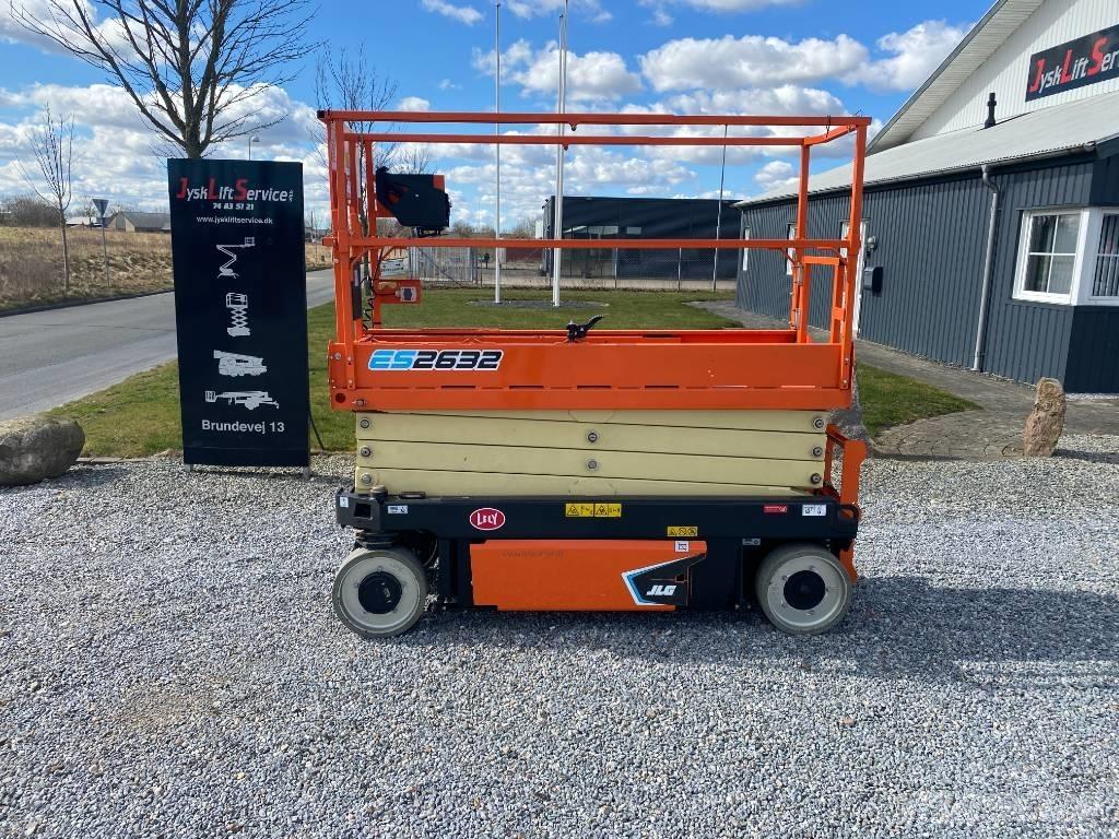 JLG ES 2632 Žirkliniai keltuvai