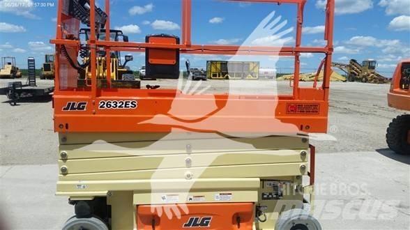 JLG 2632ES Žirkliniai keltuvai