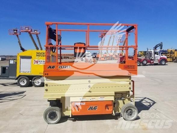 JLG 2632ES Žirkliniai keltuvai