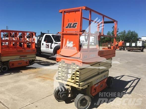 JLG 2632ES Žirkliniai keltuvai