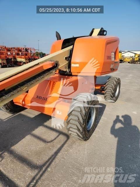 JLG 400S Teleskopiniai keltuvai