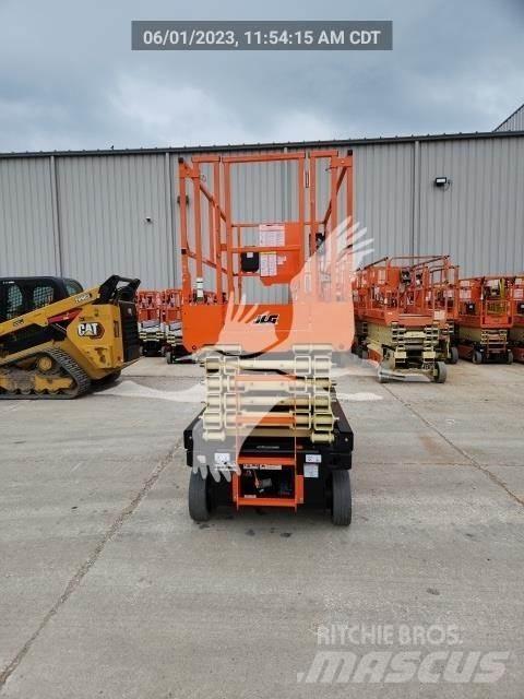 JLG 4045R Žirkliniai keltuvai