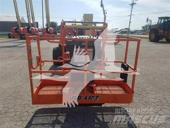 JLG 450AJ Alkūniniai keltuvai