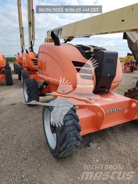 JLG 600AJ Alkūniniai keltuvai