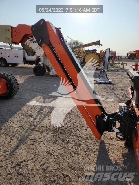 JLG 600AJ Alkūniniai keltuvai