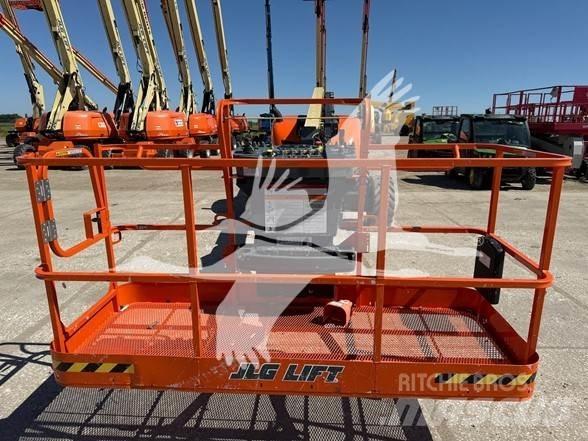 JLG 600AJ Alkūniniai keltuvai
