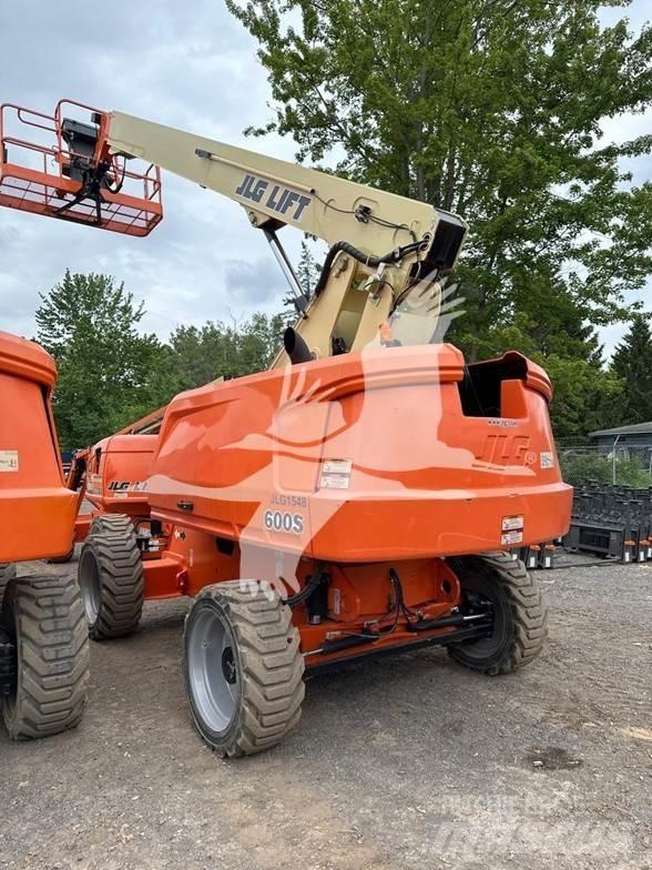 JLG 600S Teleskopiniai keltuvai