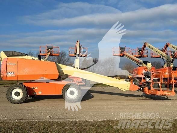 JLG 600S Teleskopiniai keltuvai