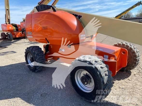 JLG 600S Teleskopiniai keltuvai