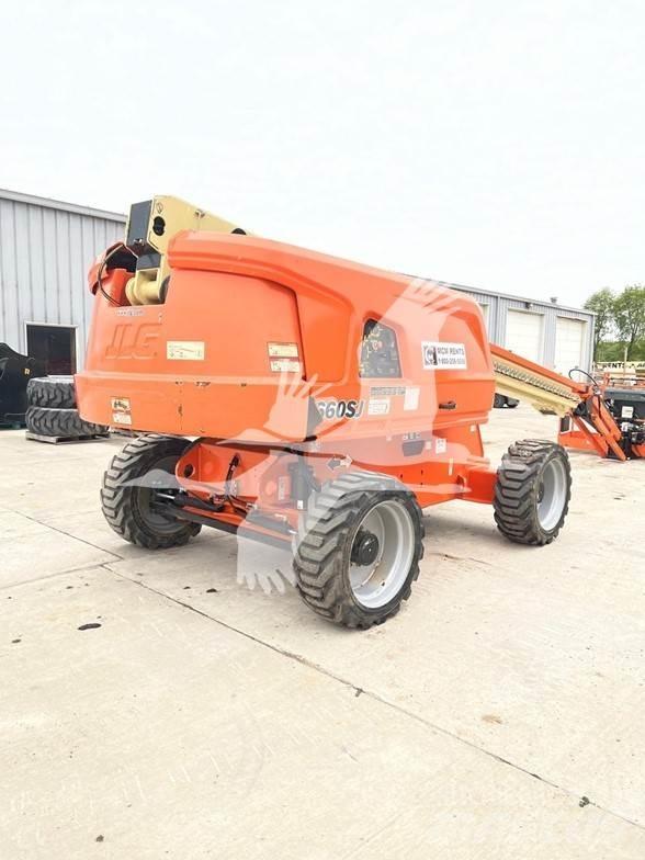 JLG 660SJ Teleskopiniai keltuvai