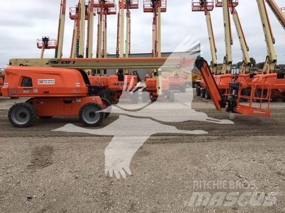 JLG 660SJ Teleskopiniai keltuvai