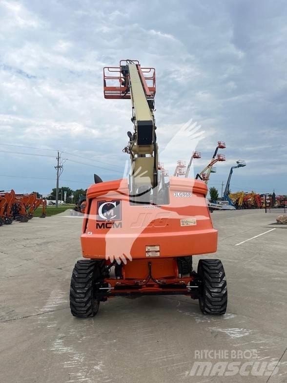 JLG 660SJ Teleskopiniai keltuvai