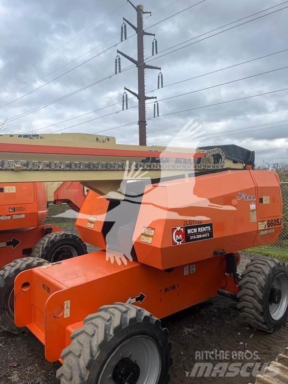 JLG 660SJ Teleskopiniai keltuvai