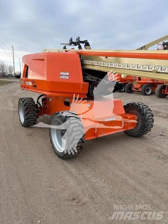 JLG 660SJ Teleskopiniai keltuvai
