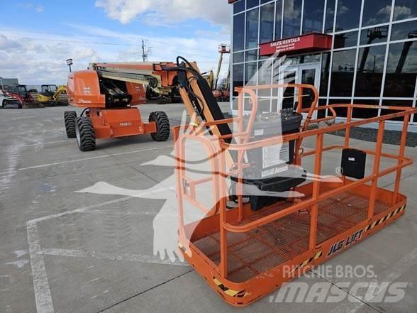 JLG 660SJ Teleskopiniai keltuvai