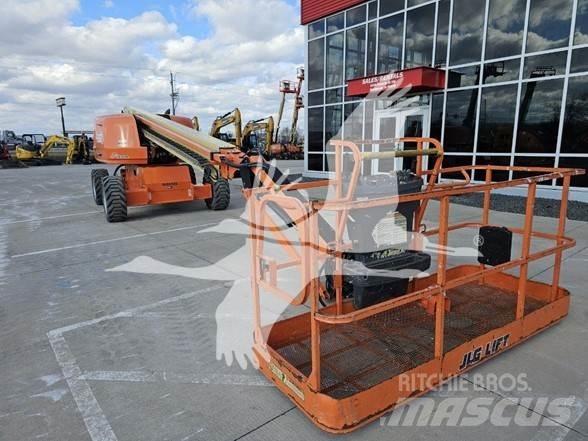 JLG 660SJ Teleskopiniai keltuvai