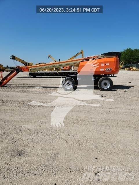 JLG 660SJ Teleskopiniai keltuvai