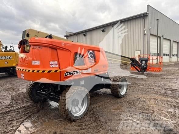 JLG 660SJ Teleskopiniai keltuvai