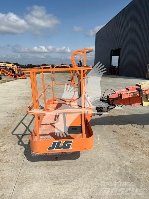 JLG 800S Teleskopiniai keltuvai