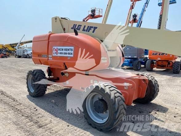 JLG 800S Teleskopiniai keltuvai
