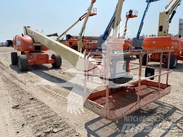 JLG 800S Teleskopiniai keltuvai