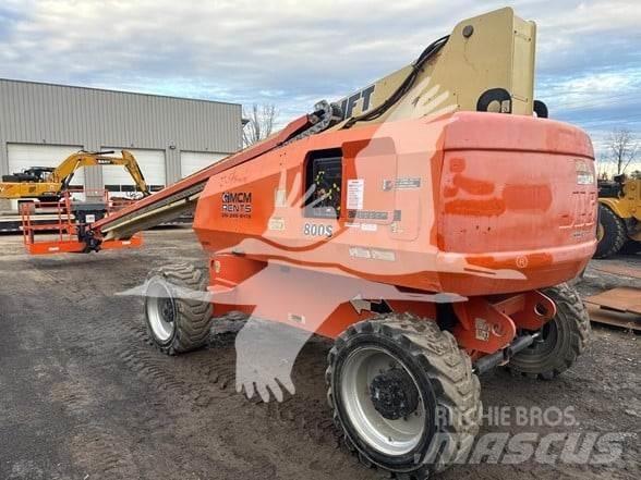 JLG 800S Teleskopiniai keltuvai