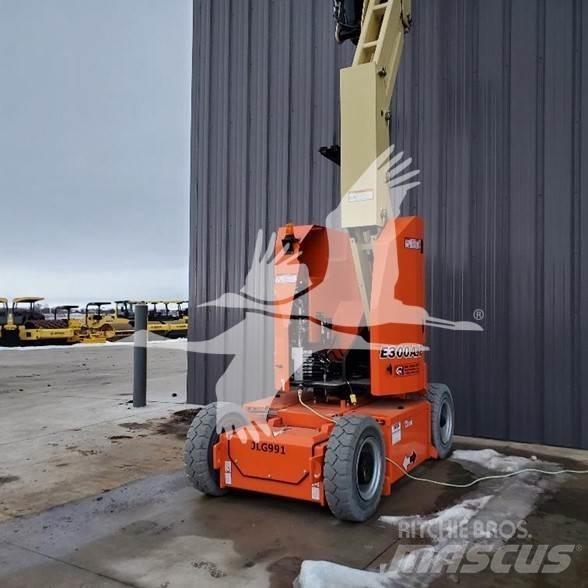 JLG E300AJP Alkūniniai keltuvai