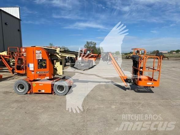 JLG E300AJP Alkūniniai keltuvai