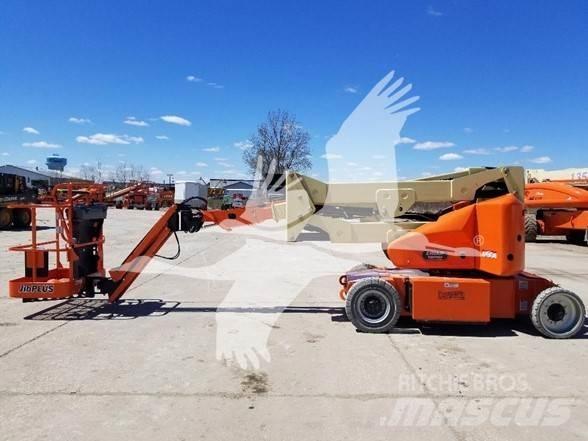 JLG E400AJPN Alkūniniai keltuvai