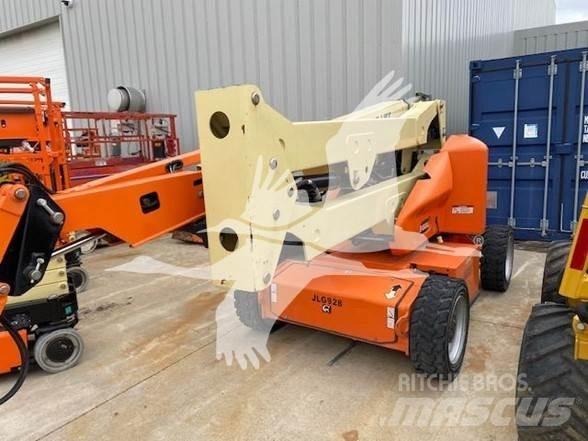 JLG E450AJ Alkūniniai keltuvai