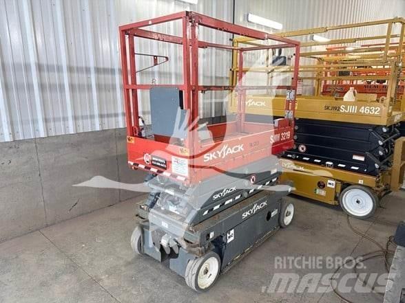 SkyJack SJ3219 Žirkliniai keltuvai