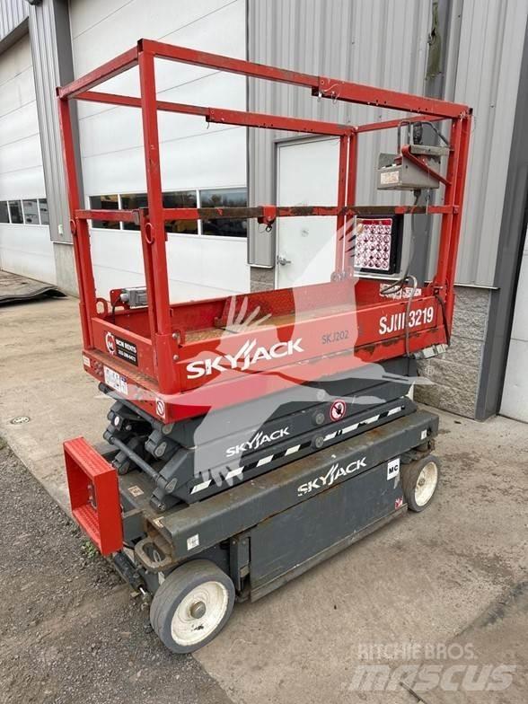 SkyJack SJ3219 Žirkliniai keltuvai