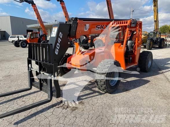 SkyTrak 6042 Teleskopiniai krautuvai