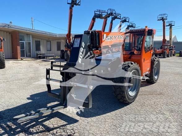 SkyTrak 8042 Teleskopiniai krautuvai