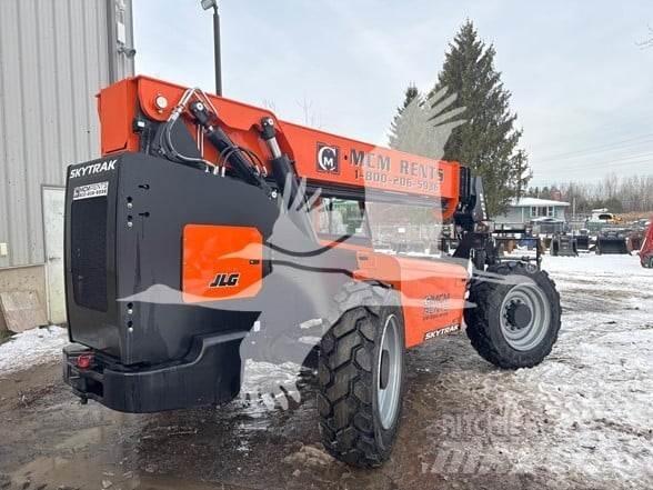 SkyTrak 8042 Teleskopiniai krautuvai