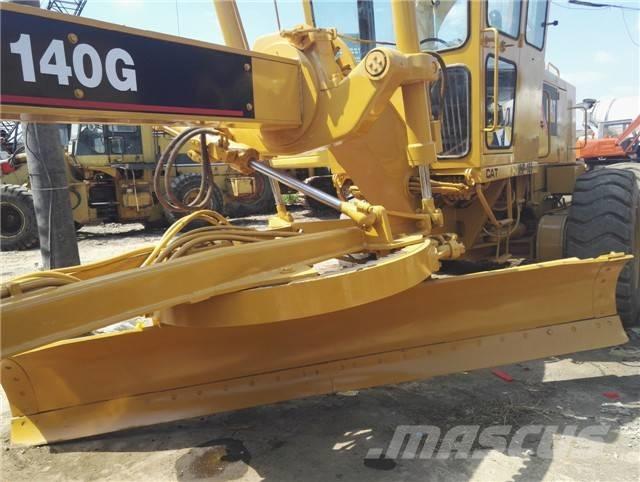 CAT 140 G Greideriai