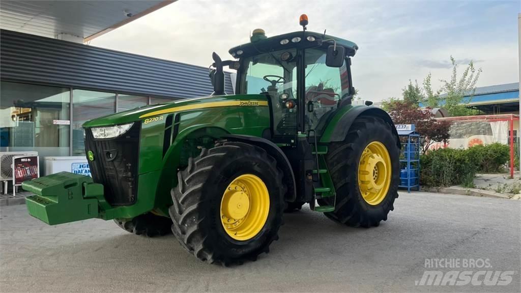 John Deere 8270R Traktoriai