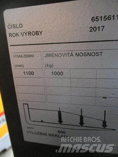 Toyota OSE 100W Mažų aukščių užsakytų prekių krautuvai