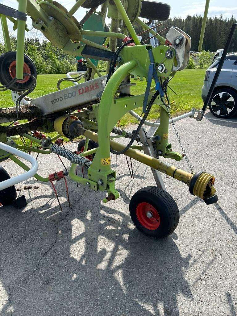 CLAAS Volto 800 Šieno grėbliai ir vartytuvai