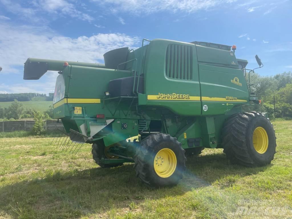 John Deere 9780 CTS Derliaus nuėmimo kombainai