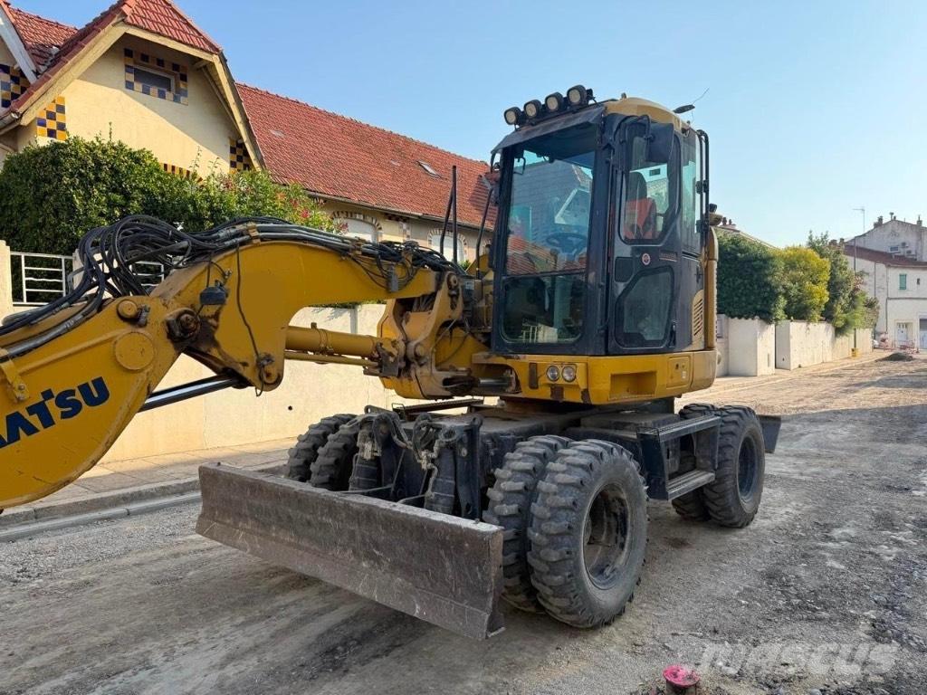 Komatsu PW 118 Ratiniai ekskavatoriai
