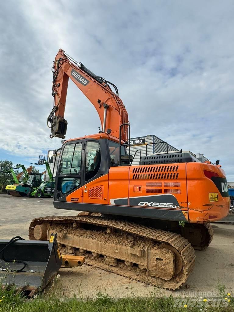 Doosan DX 225 LC-5 Vikšriniai ekskavatoriai