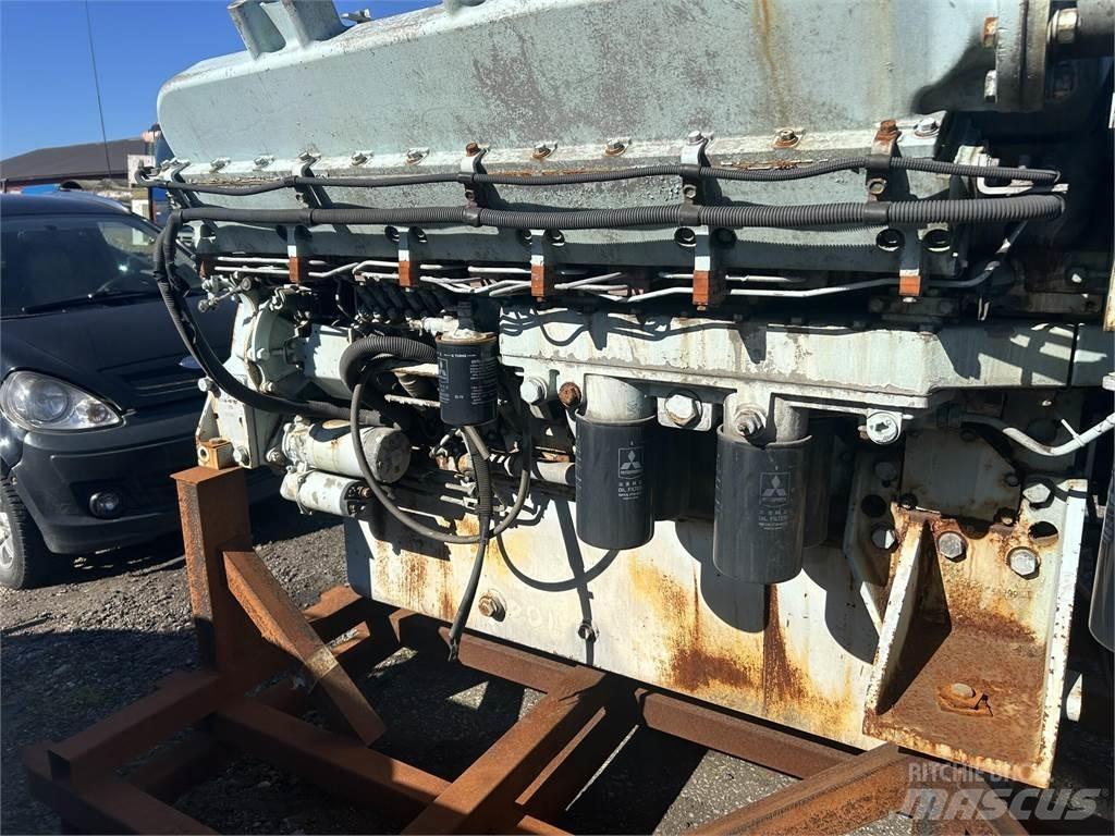 Hitachi Engine V12 Varikliai