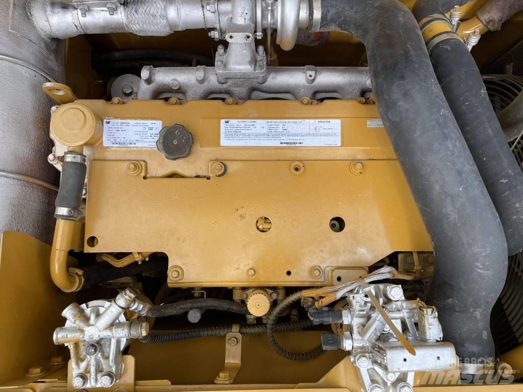 CAT 320 D Vikšriniai ekskavatoriai