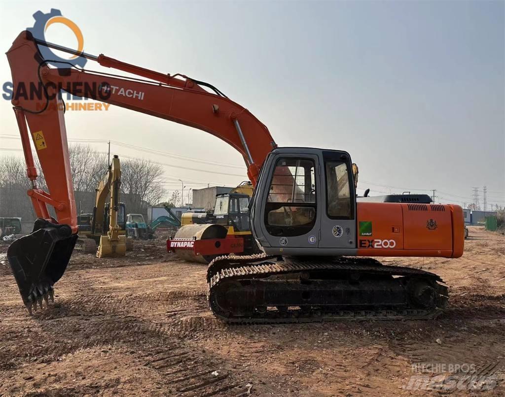 Hitachi EX 200 Vikšriniai ekskavatoriai